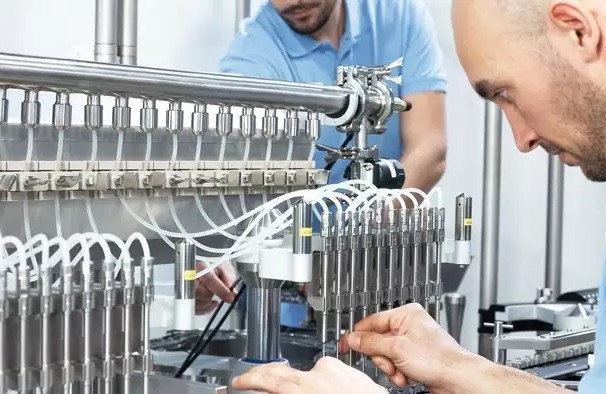 CNC Milling Machine Operator