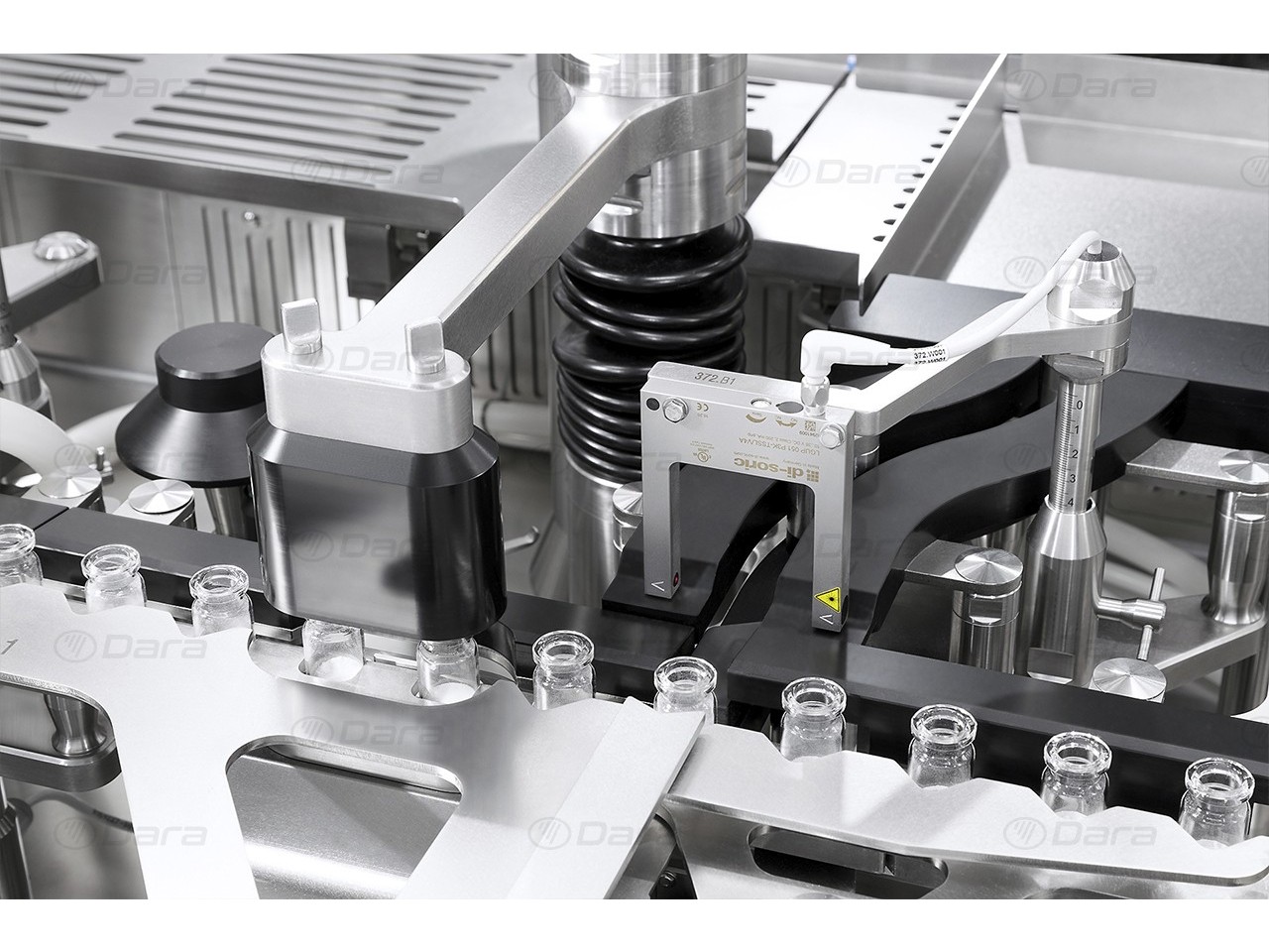 Linear fillers for injectable powders