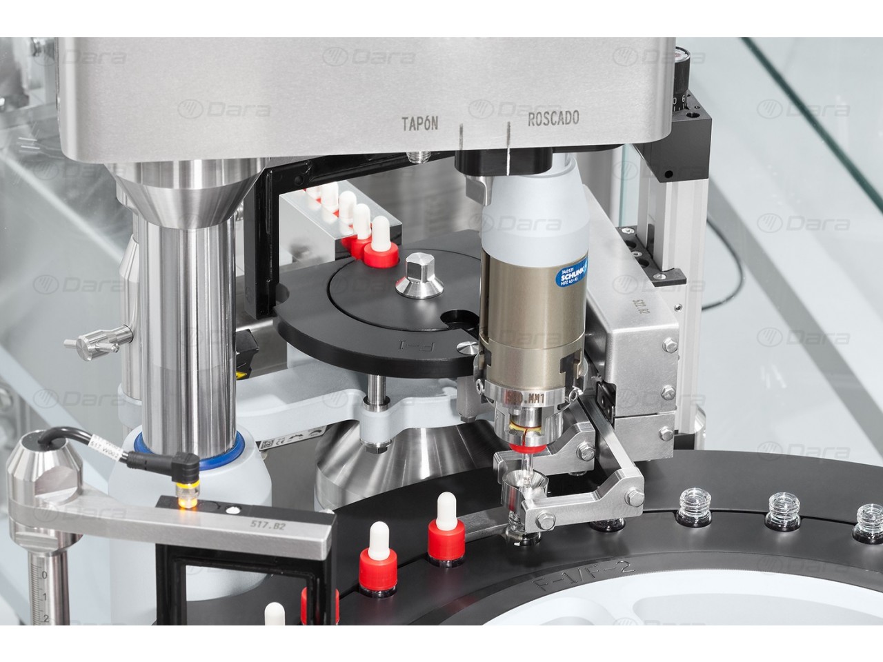 Rotary fillers and seamers for bottles with dropper pipettes